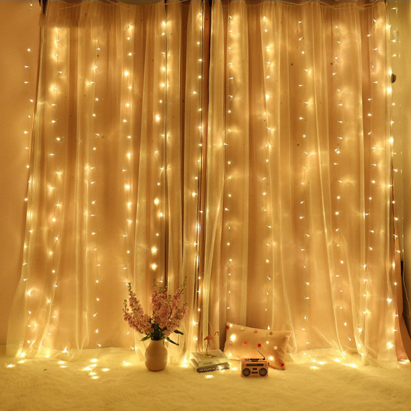 Elegant LED light loop curtain - remote controlled with timer and 8 light modes