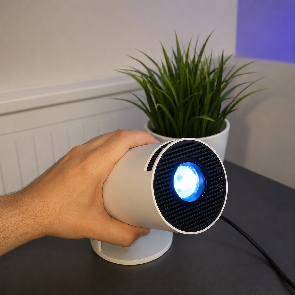HY300 Smart Projector
