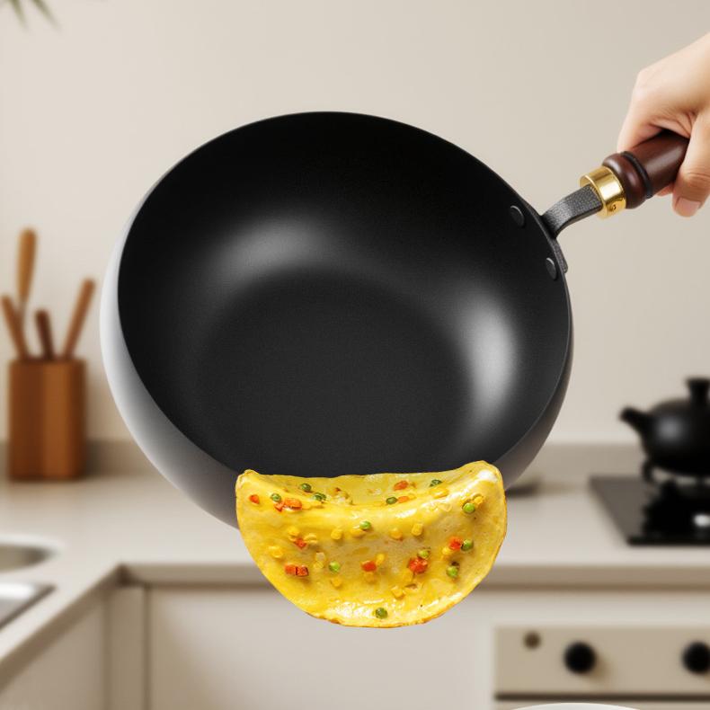 Cast iron pan – new generation hand-forged iron pan