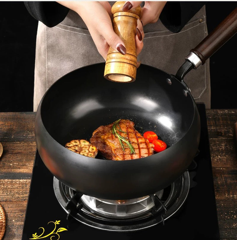 Cast iron pan – new generation hand-forged iron pan