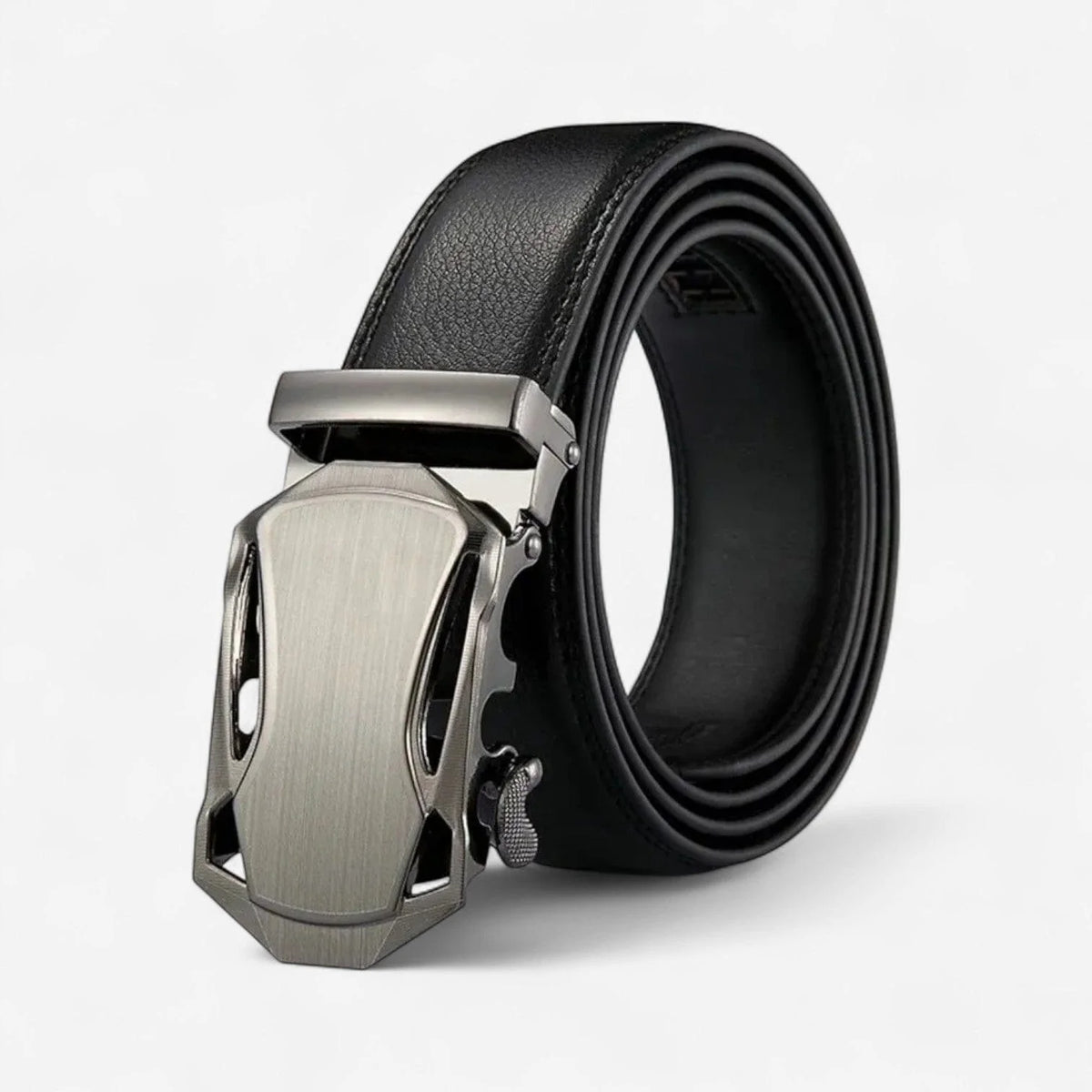 Classic leather belt with automatic buckle