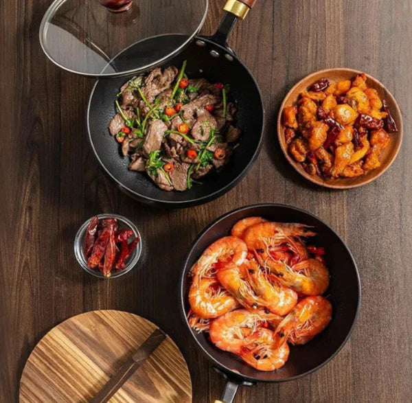 Cast iron pan – new generation hand-forged iron pan
